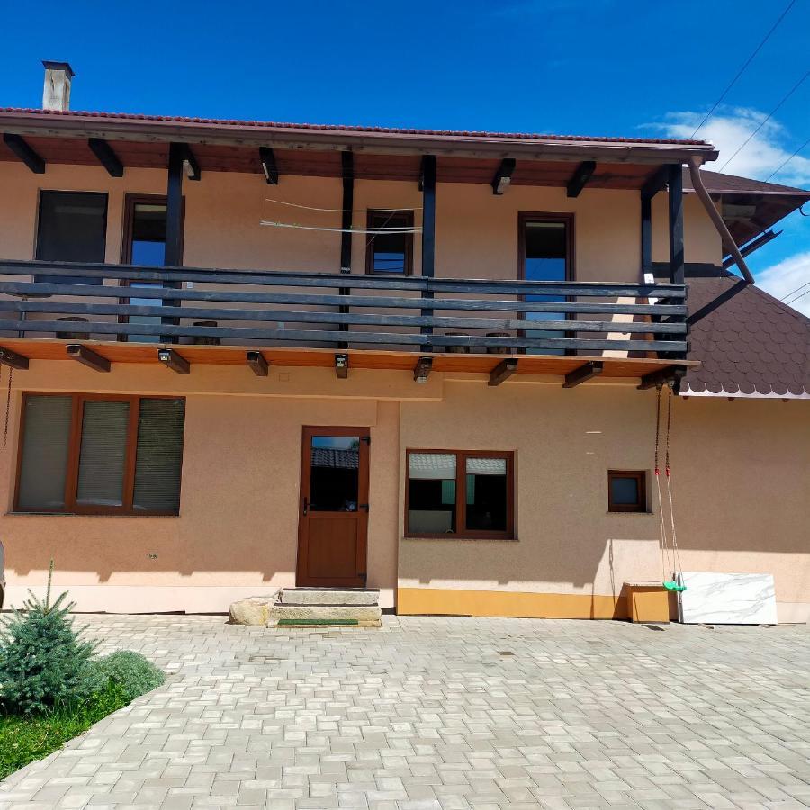 Casa Luna Гура-Гуморулуй Экстерьер фото